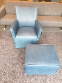 Fauteuil met poef de Windhond 